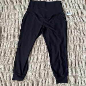 NWT Old Navy Maternity High-Waisted PowerSoft 7/8 Length Jogger Pants